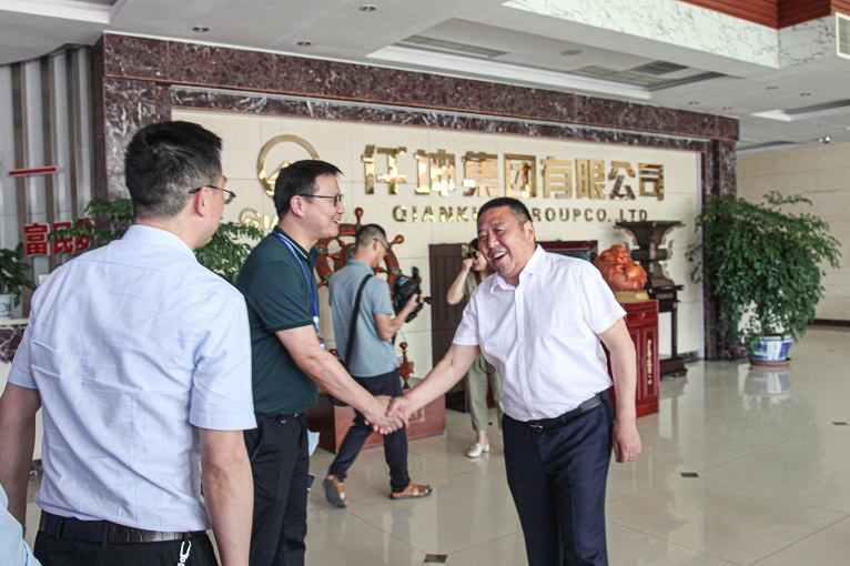 仟坤集團與東方電氣集團舉行新時代文明實踐中心結對共建簽約儀式